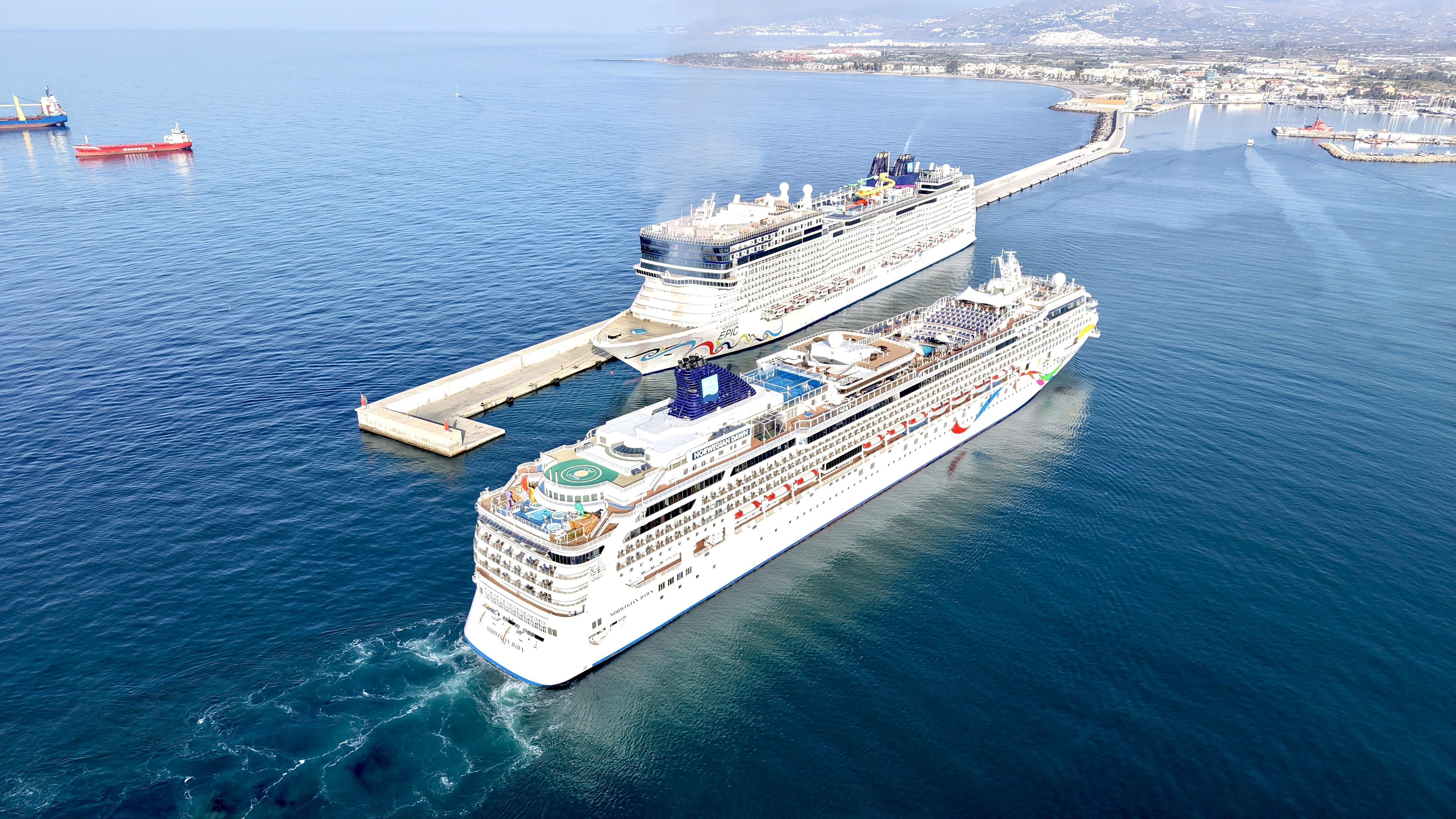 El Puerto avanza en su modelo de turismo sostenible en la temporada récord de - Noticia Puerto de motril